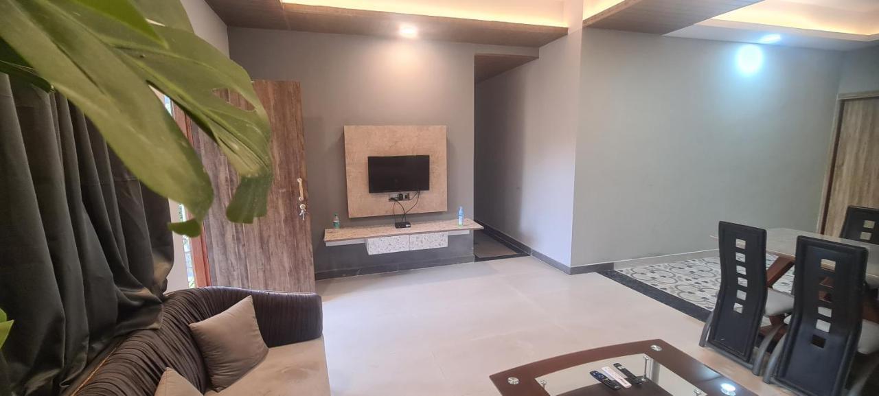 Rk Island View 3 Bedroom Apartment Dabolim Dış mekan fotoğraf